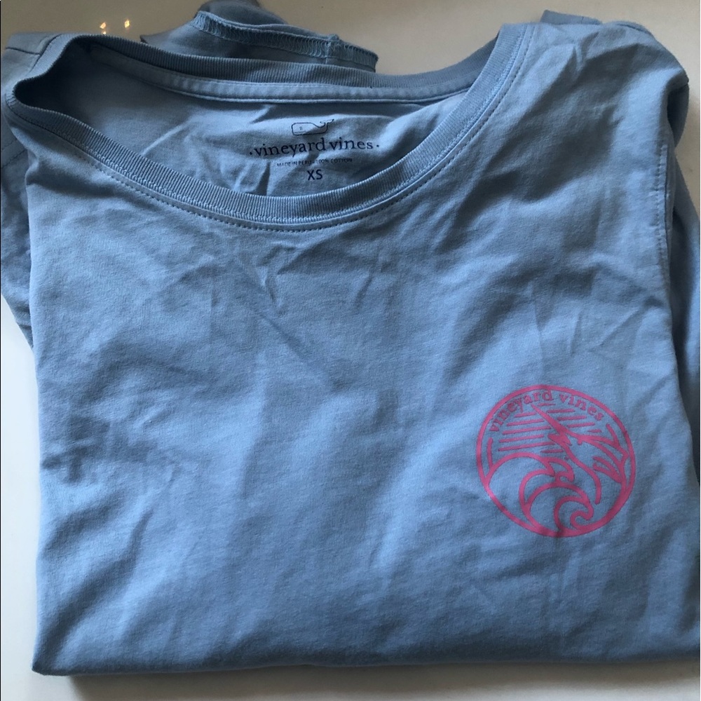 Light Blue Vineyard Vines Long sleeve tee!